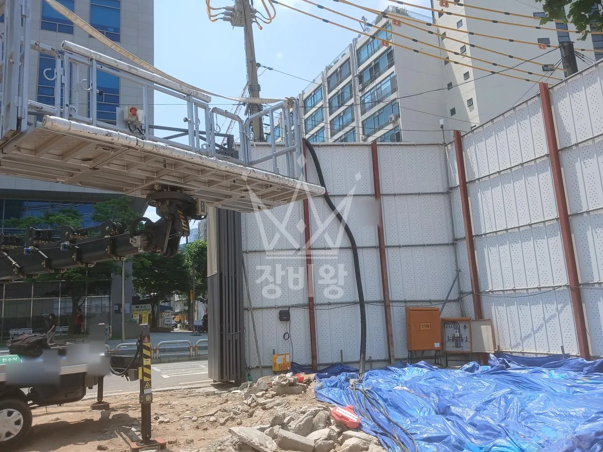 서울 성동구 스카이차 간판 작업 현장