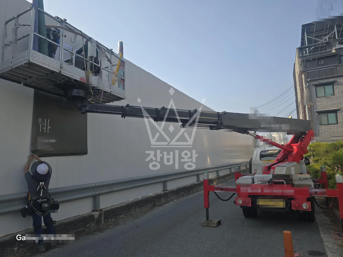 전북 고창군 스카이차 지붕 공사 작업 현장