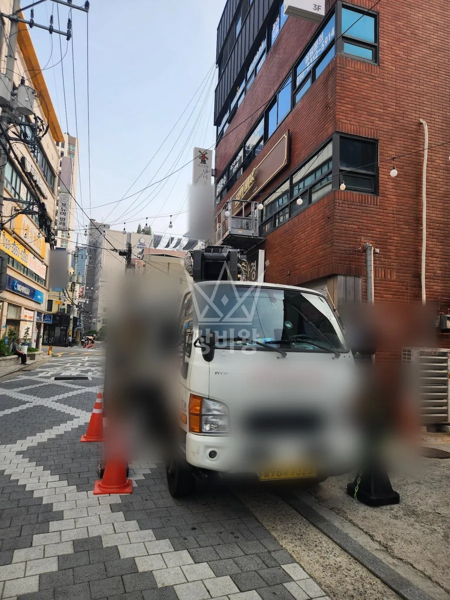 서울 성북구 장위동 스카이차 유리 작업 현장