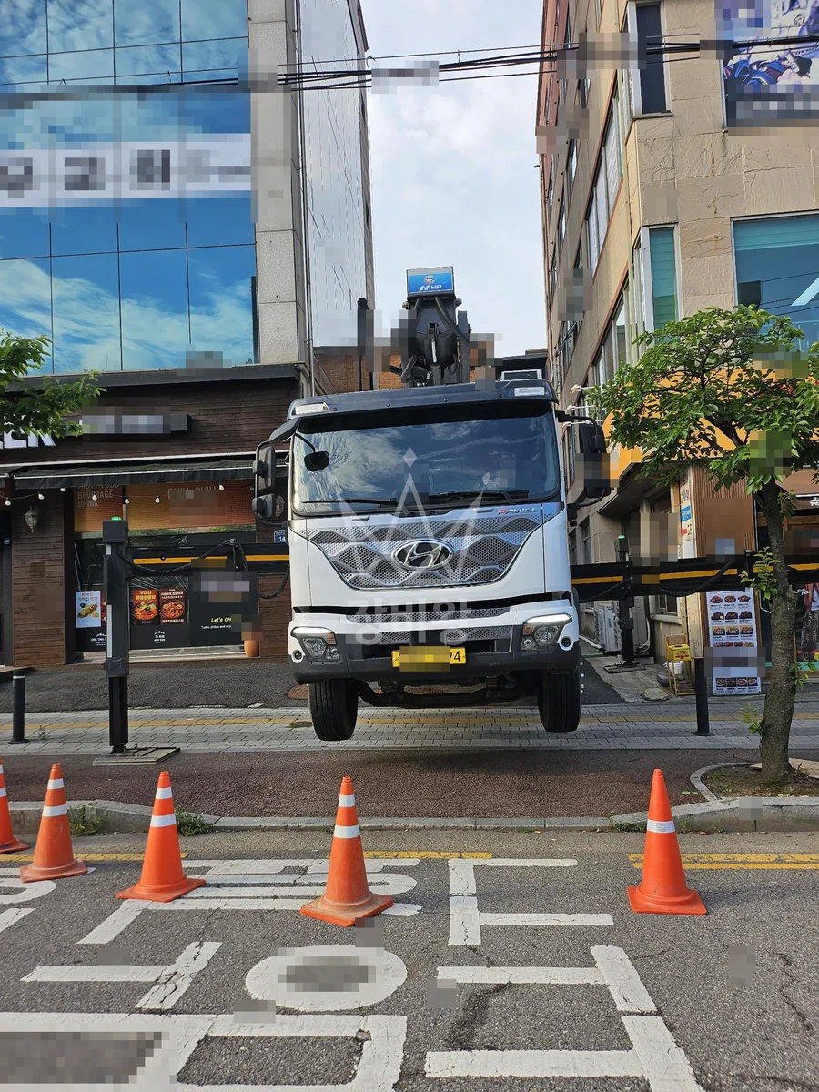 경기 연천군 스카이차 조경 작업 현장