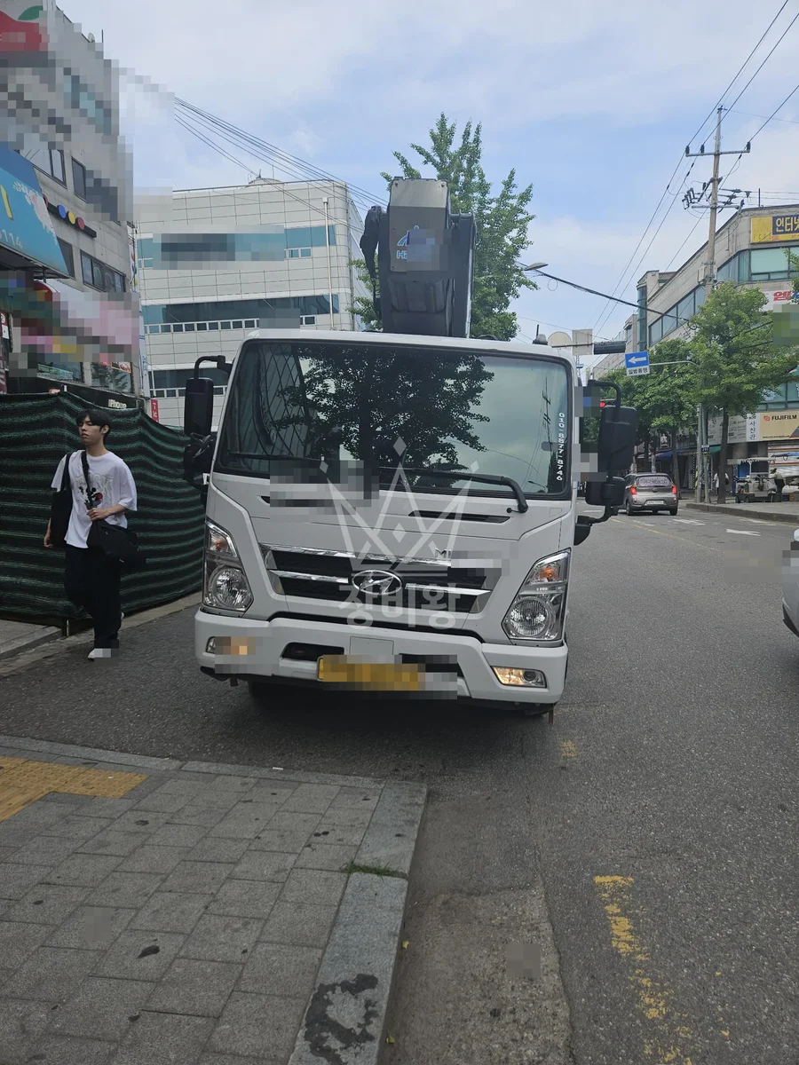 경기 성남시중원구 중앙동 스카이차 외벽 작업 작업 현장