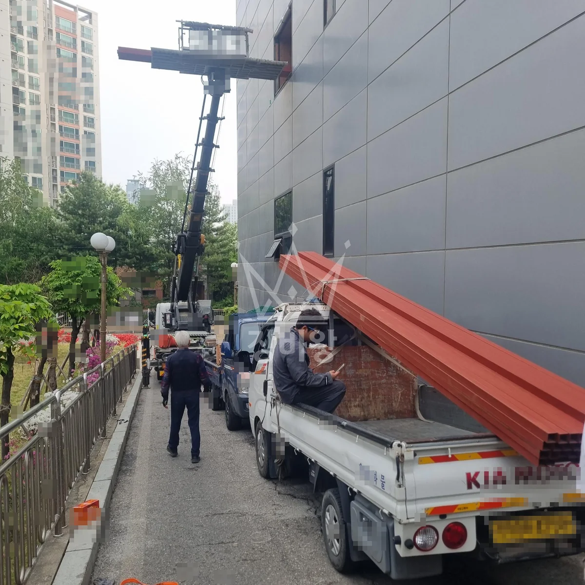 경기 부천시소사구 스카이차 간판 작업 현장
