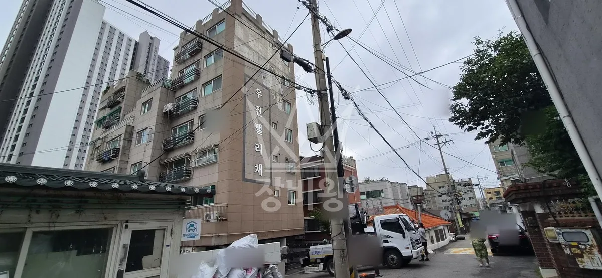 인천 미추홀구 숭의동 스카이차 유리 작업 현장