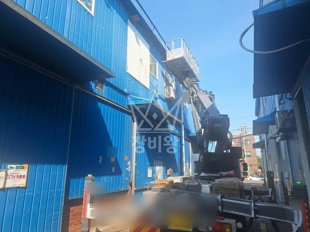 인천 옹진군 스카이차 자재 양중 작업 현장