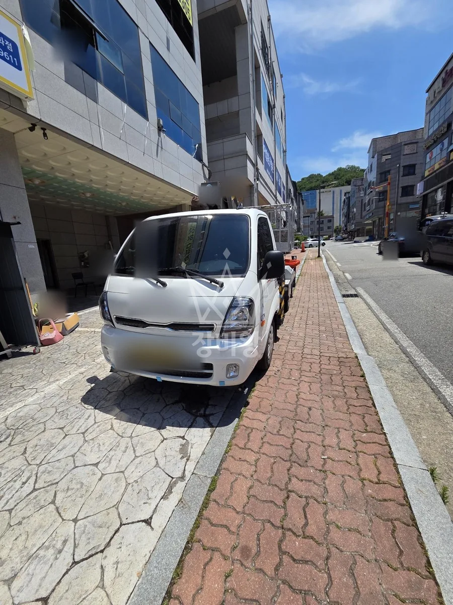 충남 아산시 배방읍 장재리 스카이차 에어컨 작업 현장