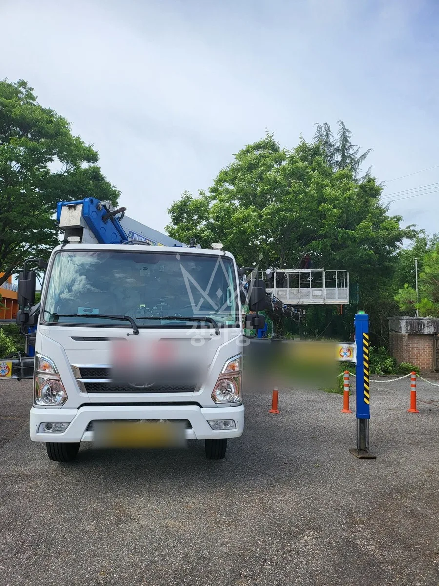 대전 서구 우명동 스카이차 간판 작업 현장