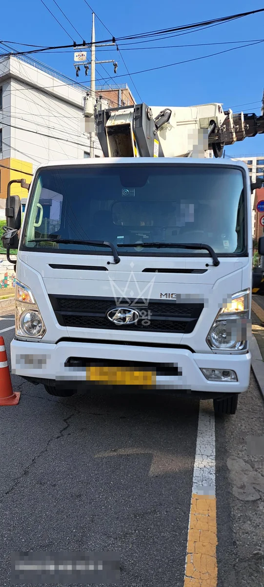 경기 연천군 신서면 갈현리 스카이차 지붕 공사 작업 현장