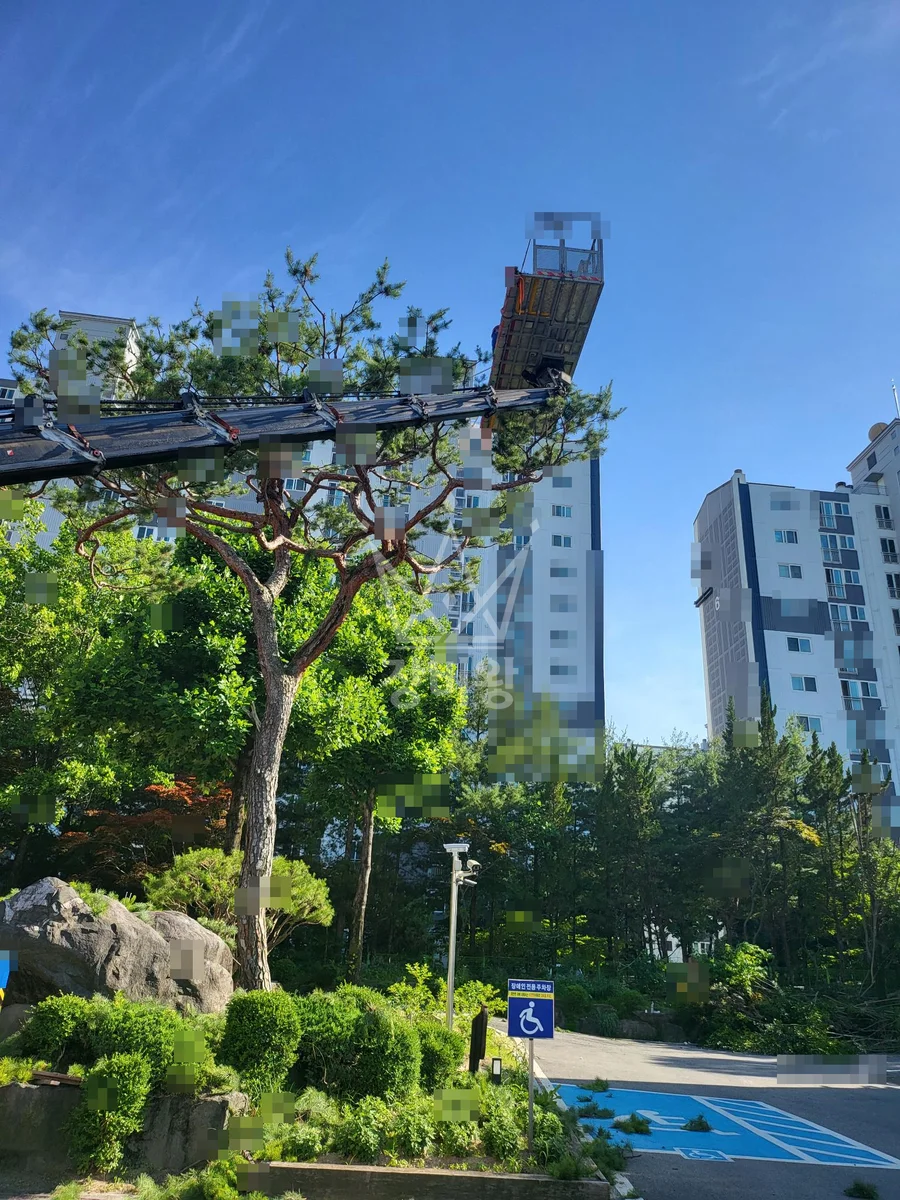 제주 서귀포시 대정읍 스카이차 철골 작업 현장
