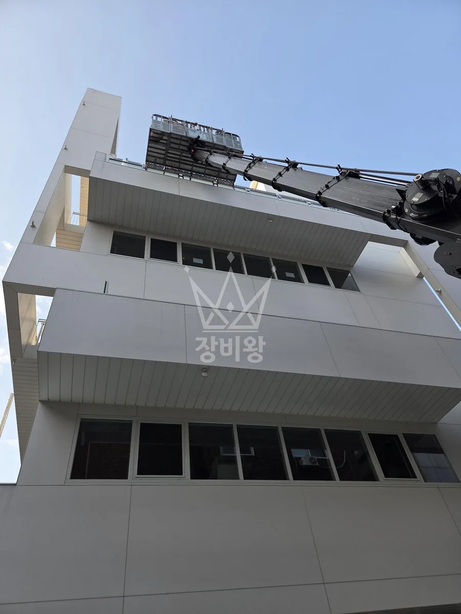 서울 강남구 역삼동 스카이차 간판 작업 현장
