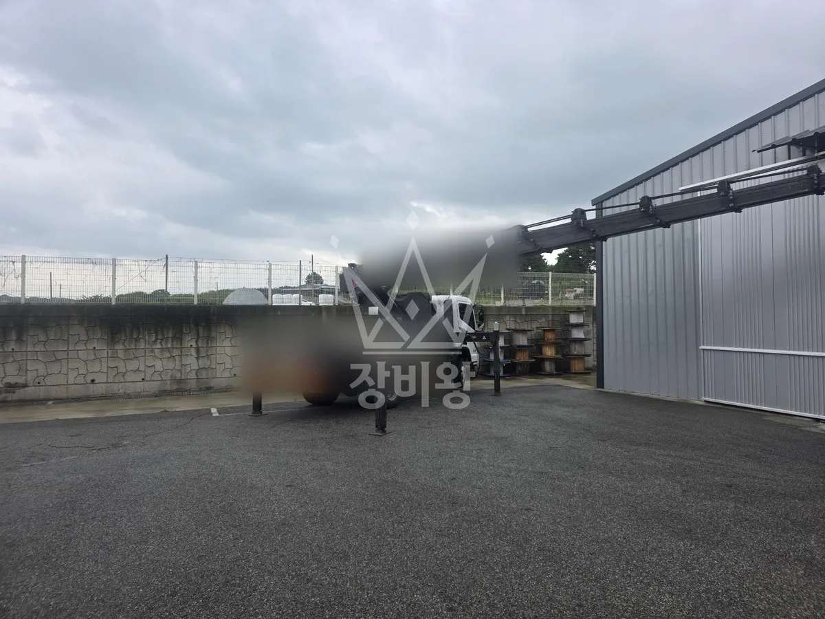 충남 부여군 부여읍 스카이차 수목 관리 작업 현장