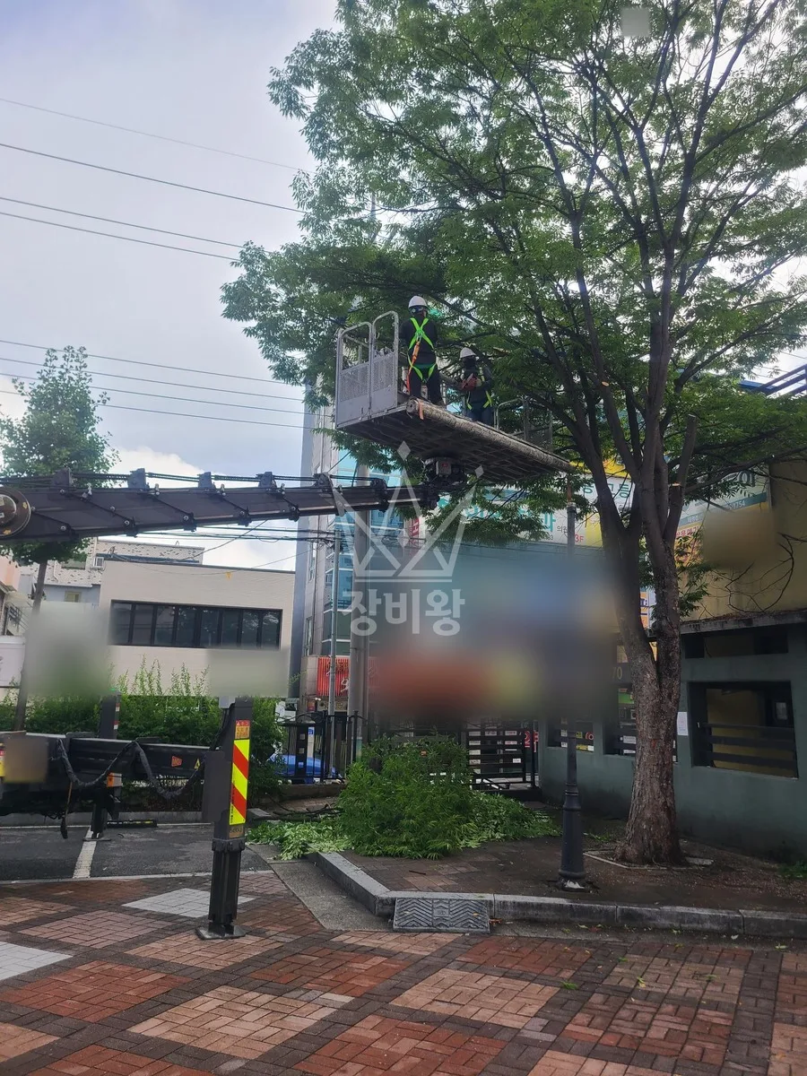 대전 중구 스카이차 철골 작업 현장