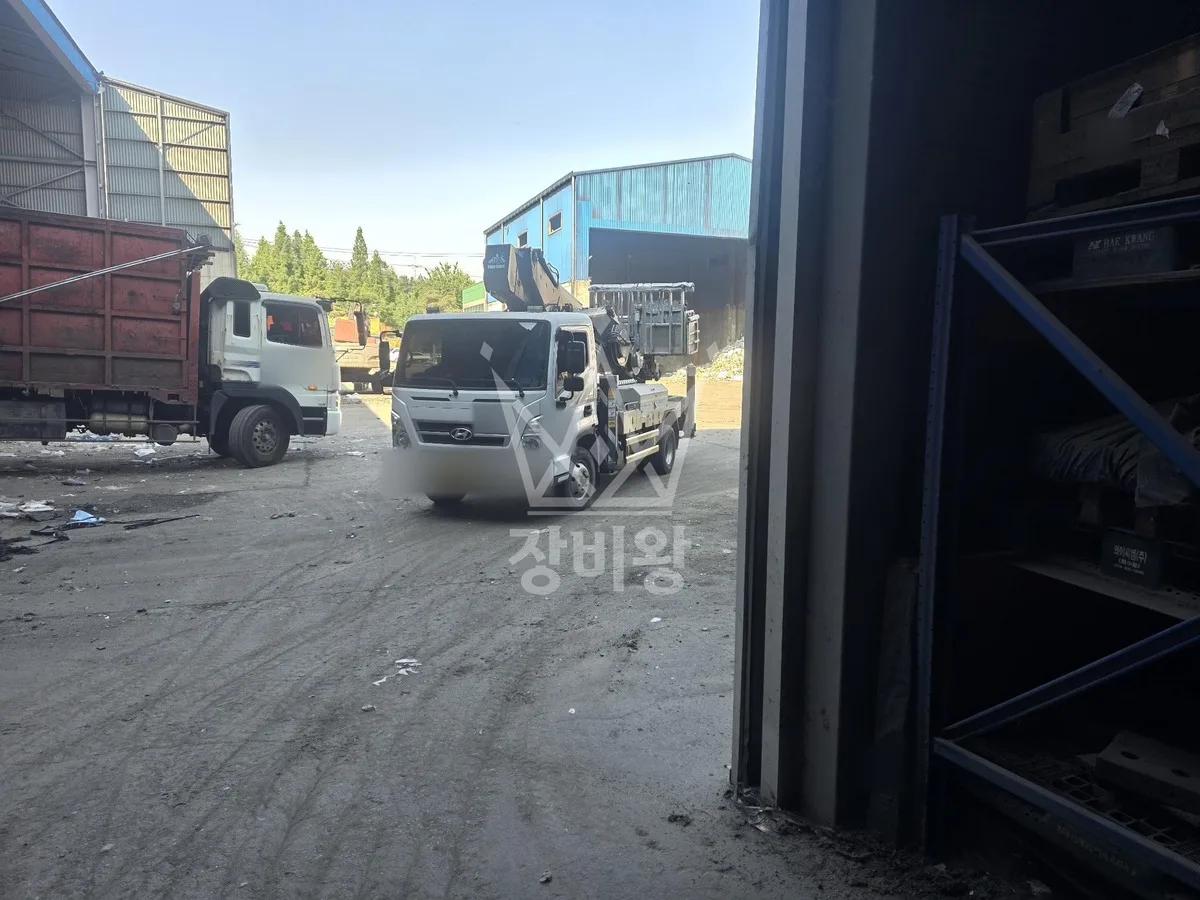 경기 안성시 대천동 스카이차 에어컨 작업 현장