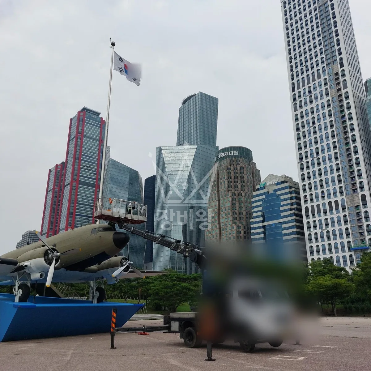 서울 영등포구 스카이차 간판 작업 현장