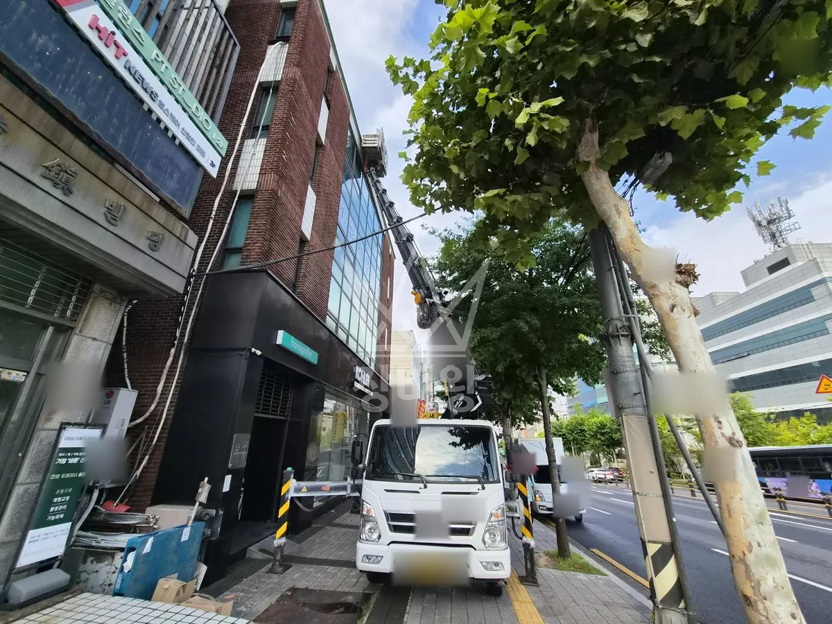 서울 서초구 내곡동 스카이차 외벽 작업 작업 현장