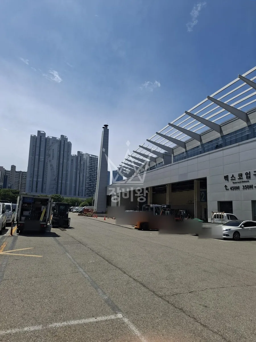 부산 사상구 스카이차 간판 작업 현장