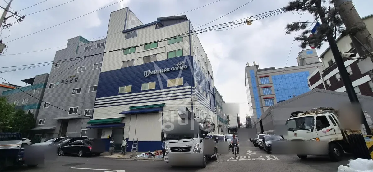 제주 서귀포시 표선면 표선리 스카이차 철골 작업 현장