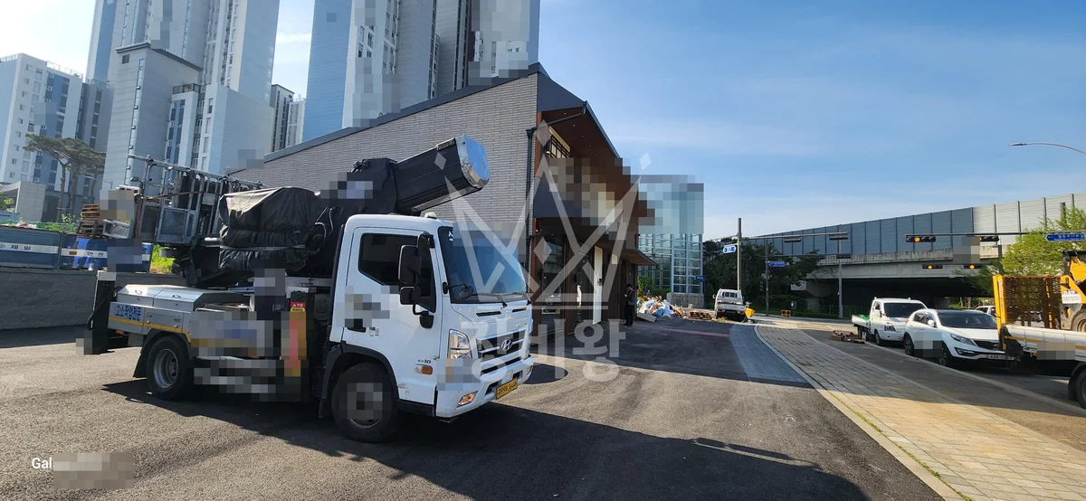제주 제주시 구좌읍 종달리 스카이차 간판 작업 현장