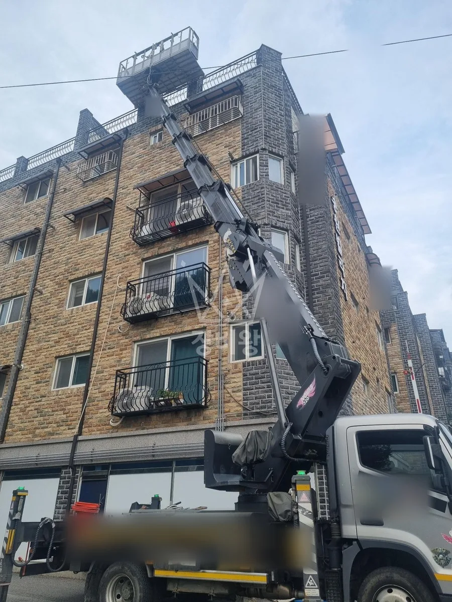 경기 안산시상록구 양상동 스카이차 철골 작업 현장