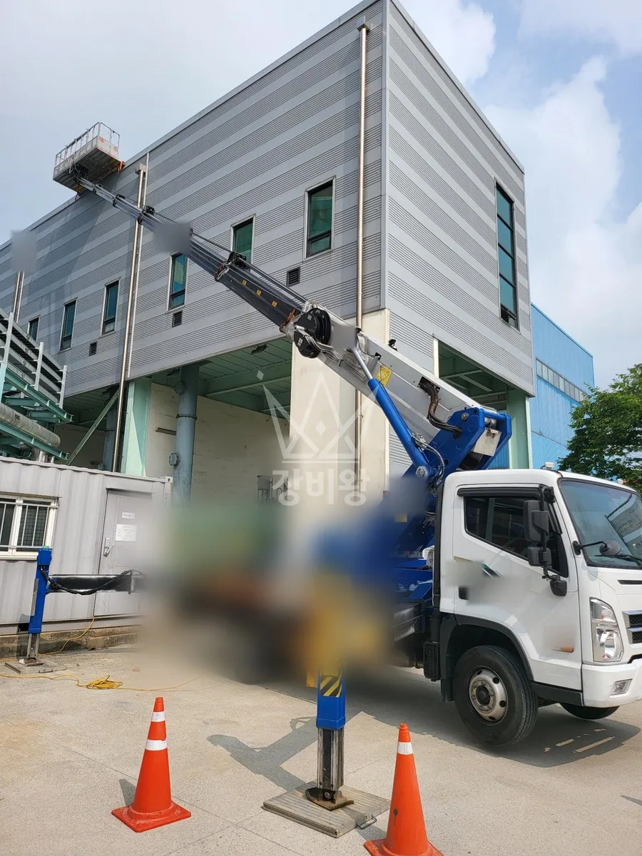 경기 안산시 스카이차 간판 작업 현장