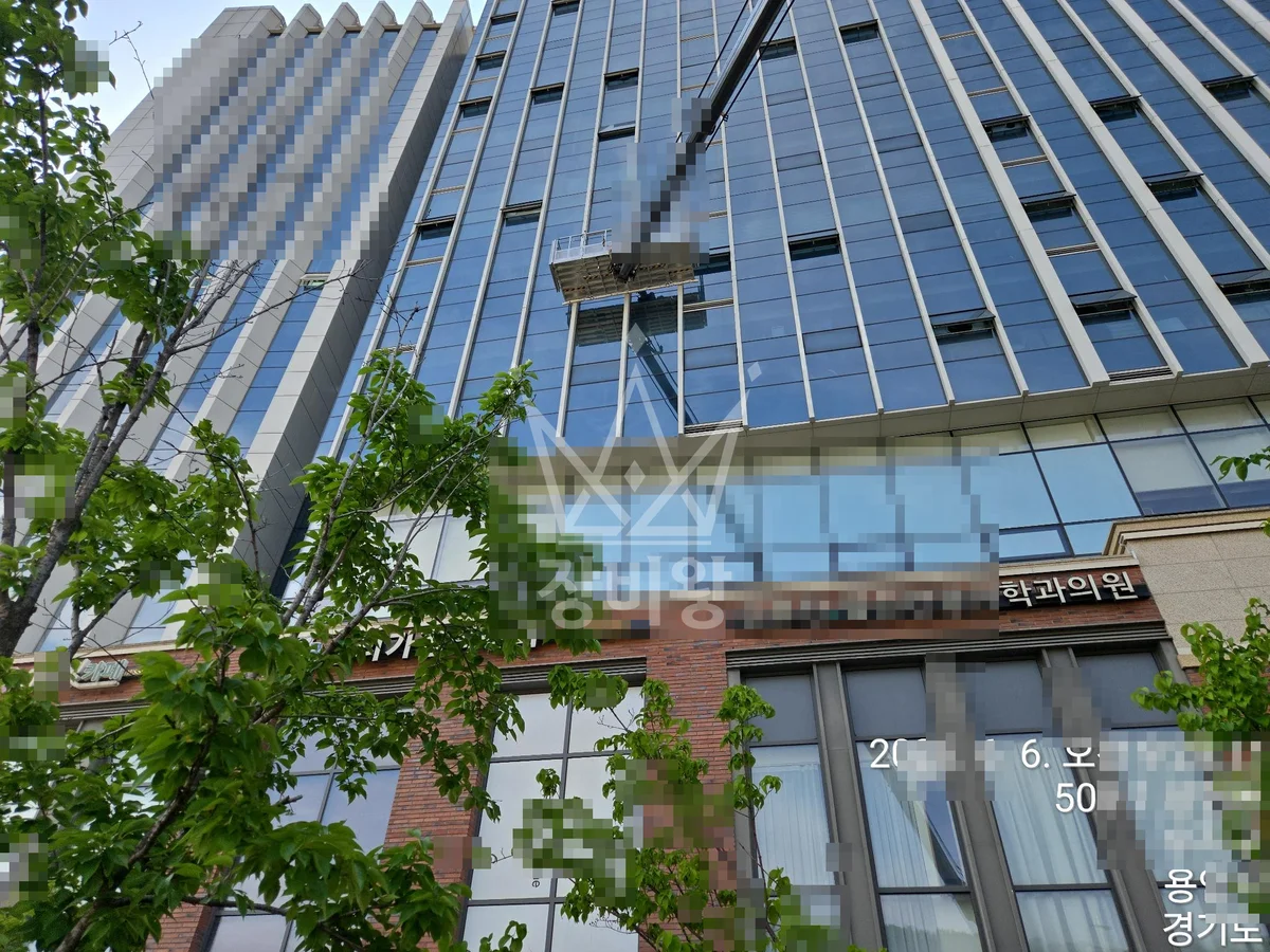 경기 연천군 중면 스카이차 조경 작업 현장