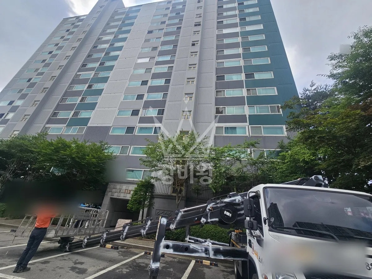 경기 오산시 탑동 스카이차 외벽 작업 작업 현장