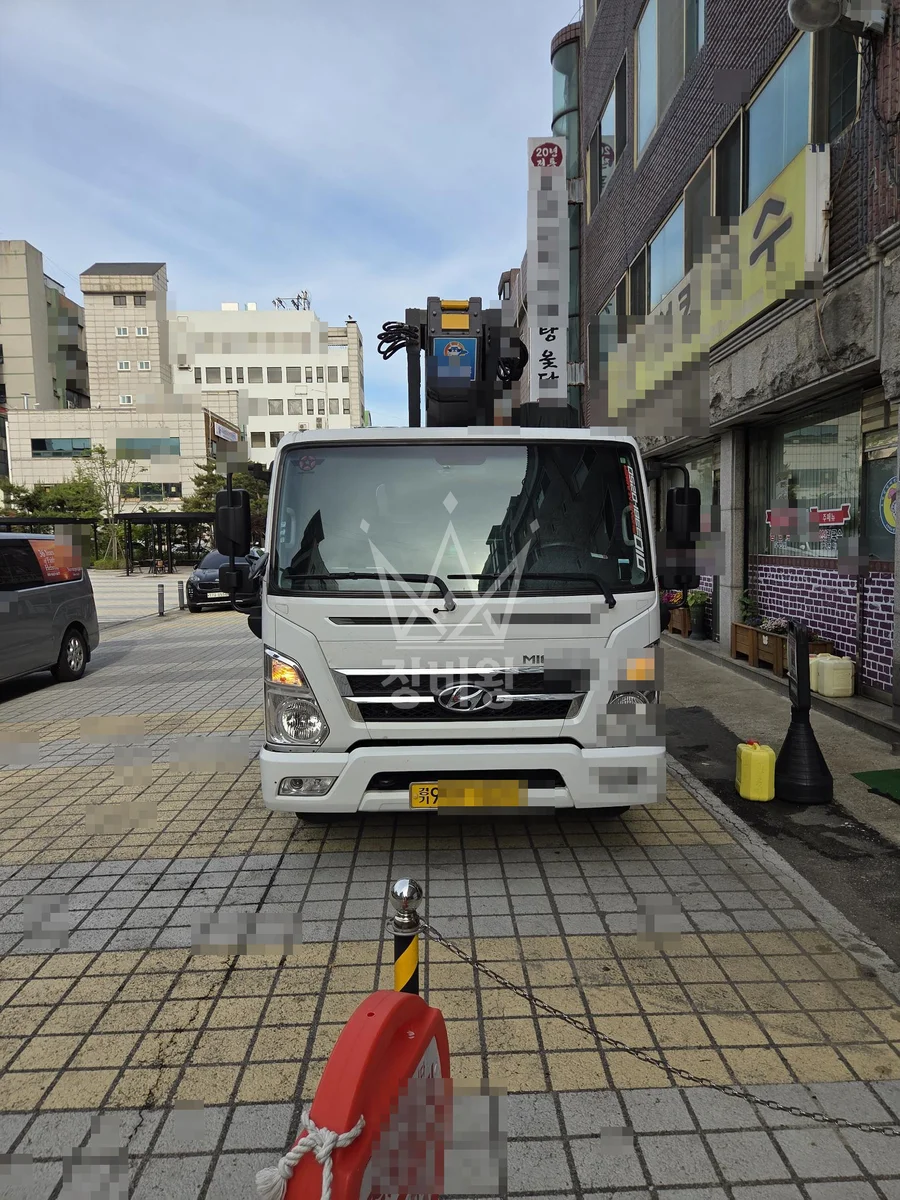 인천 부평구 부평동 스카이차 간판 작업 현장