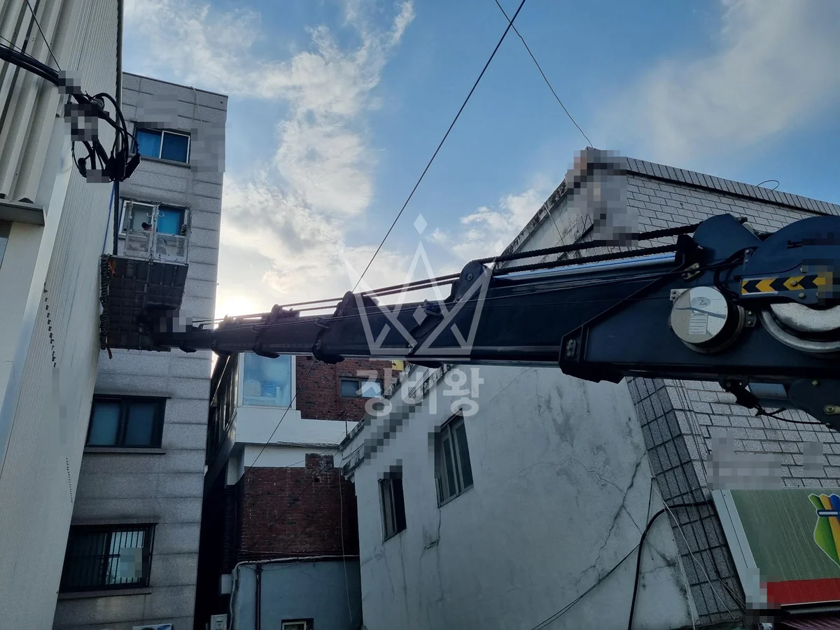 서울 중랑구 망우동 스카이차 간판 작업 현장