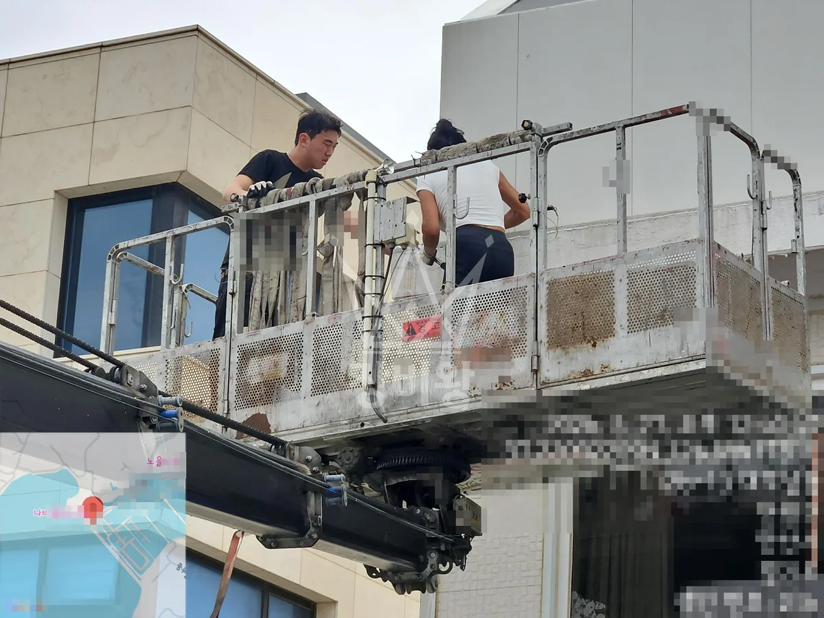 경기 화성시만세구 남양읍 스카이차 간판 작업 현장