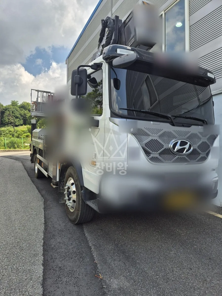 충북 증평군 스카이차 간판 작업 현장