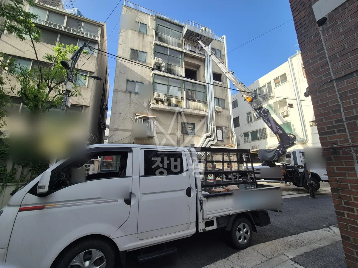 서울 광진구 구의동 스카이차 간판 작업 현장