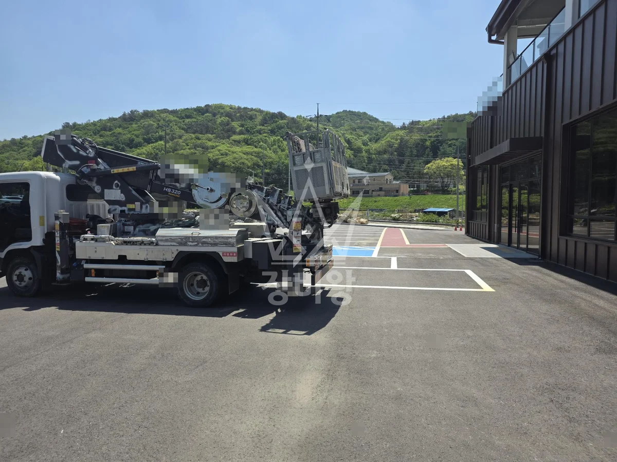 경기 안산시단원구 대부북동 스카이차 철골 작업 현장