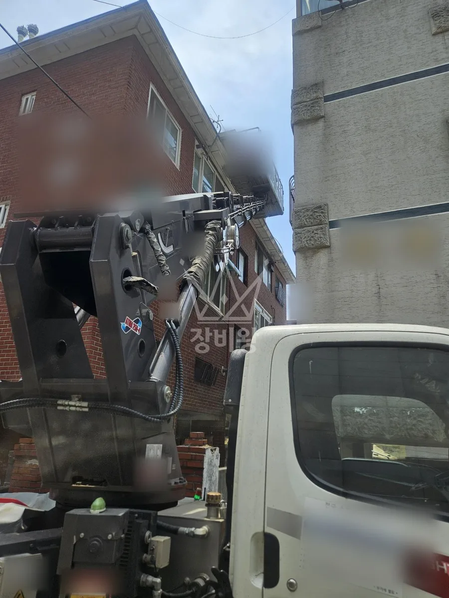 서울 강서구 스카이차 유리 작업 현장
