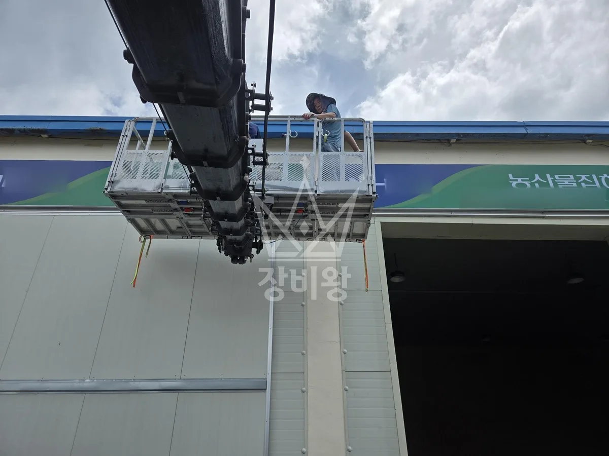 경북 경주시 스카이차 외벽 작업 작업 현장