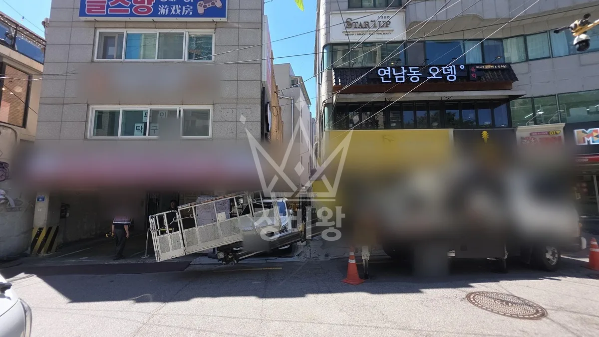 서울 마포구 상암동 스카이차 유리 작업 현장