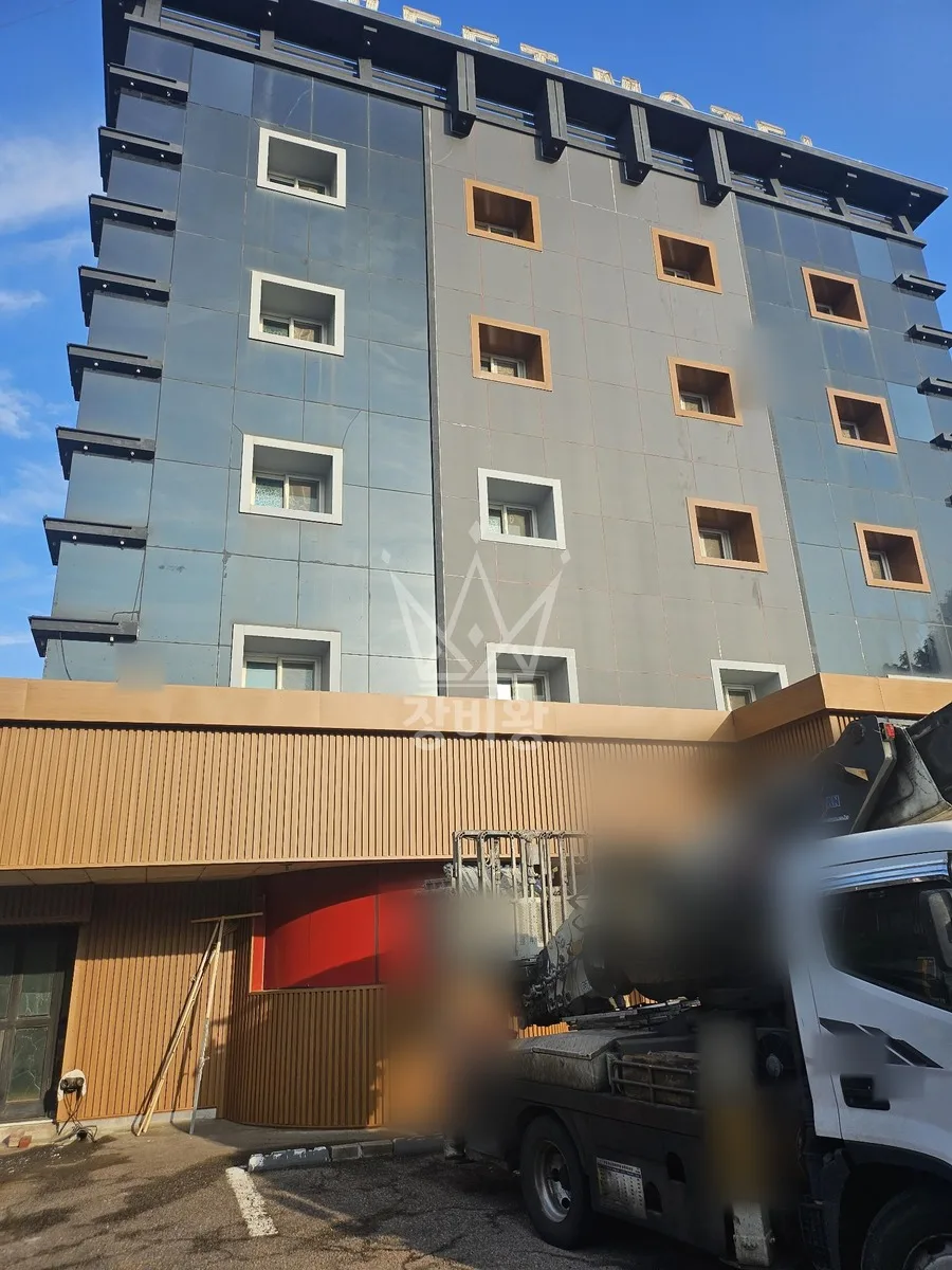 충남 부여군 남면 스카이차 조경 작업 현장