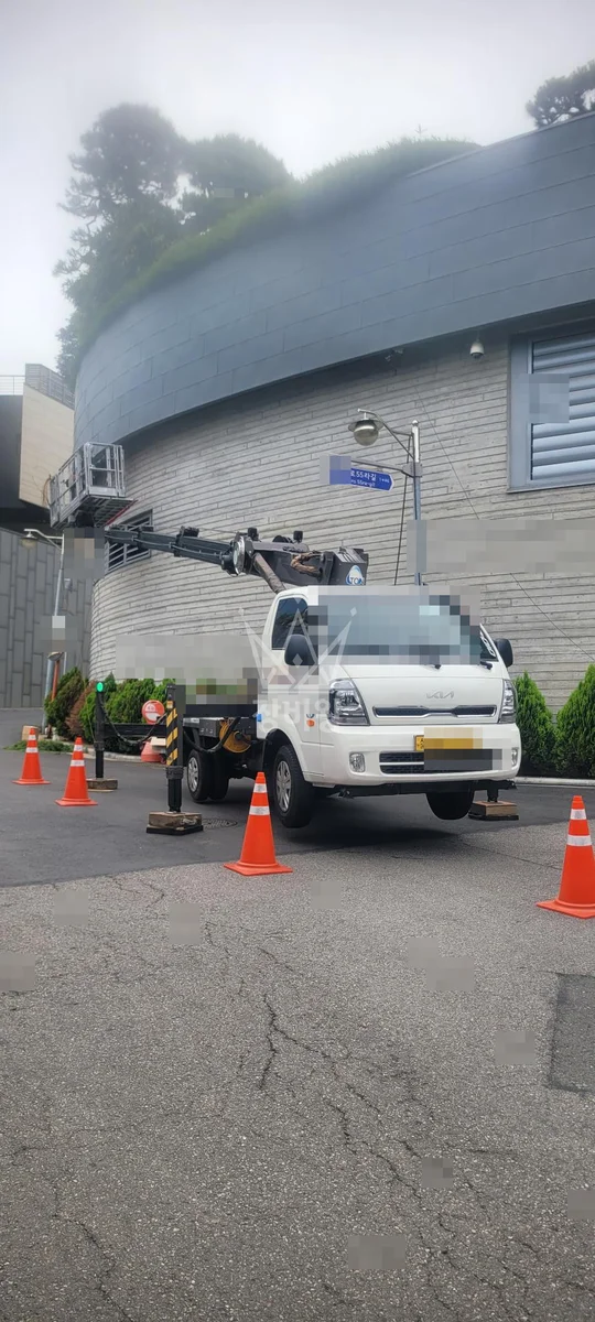 서울 용산구 한남동 스카이차 철골 작업 현장