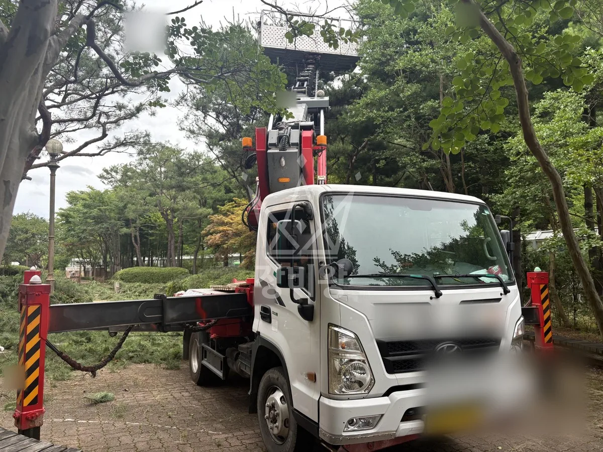 대전 서구 내동 스카이차 간판 작업 현장