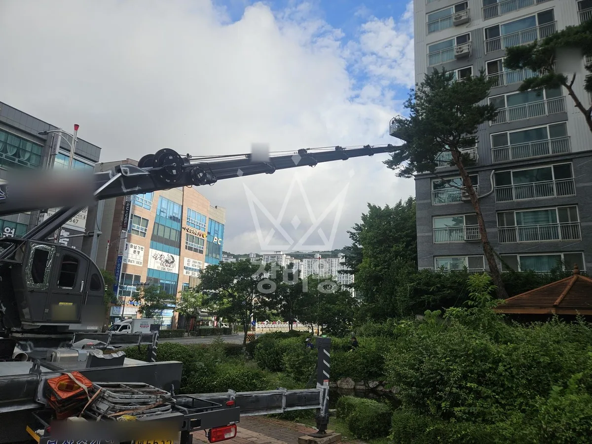 경남 거제시 옥포동 스카이차 지붕 공사 작업 현장