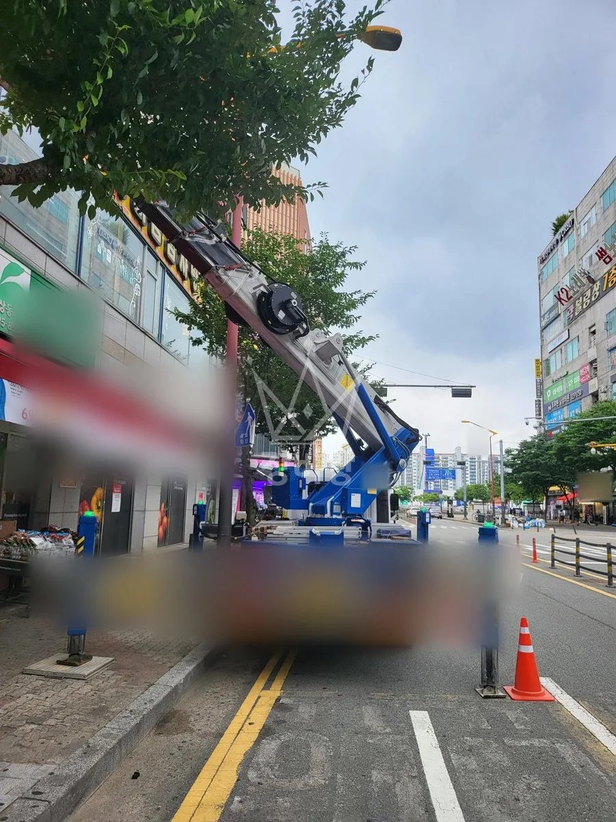 경기 고양시덕양구 도내동 스카이차 에어컨 작업 현장
