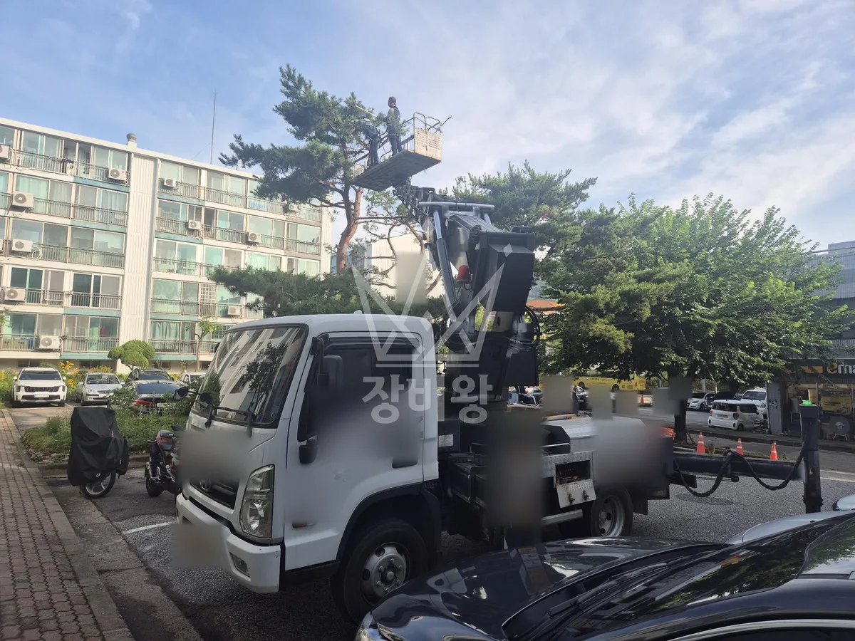인천 연수구 송도동 스카이차 철골 작업 현장
