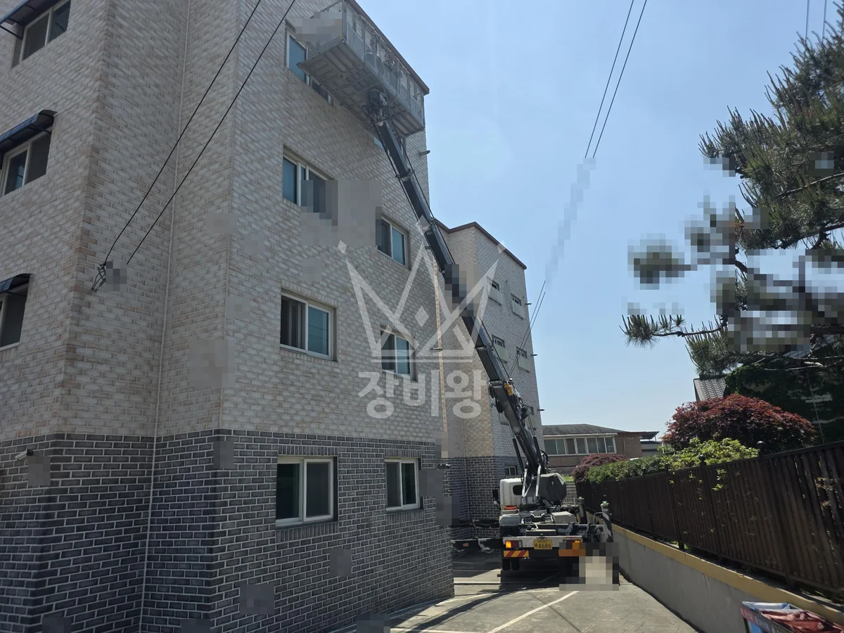 경기 용인시기흥구 중동 스카이차 유리 작업 현장