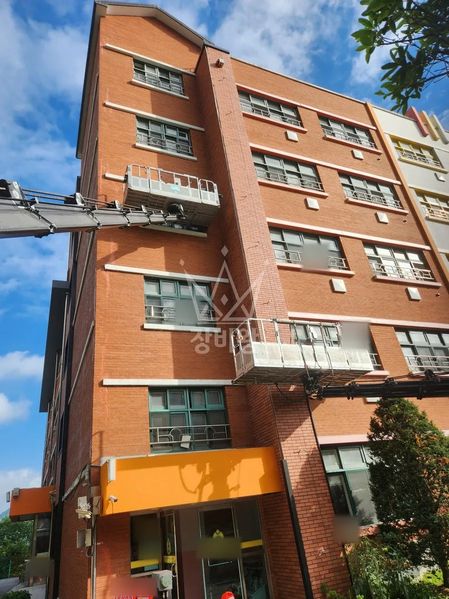 제주 제주시 애월읍 납읍리 스카이차 철골 작업 현장