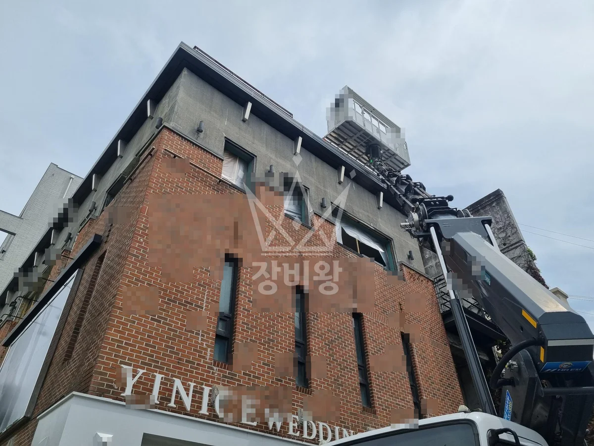 대전 유성구 도룡동 스카이차 철골 작업 현장
