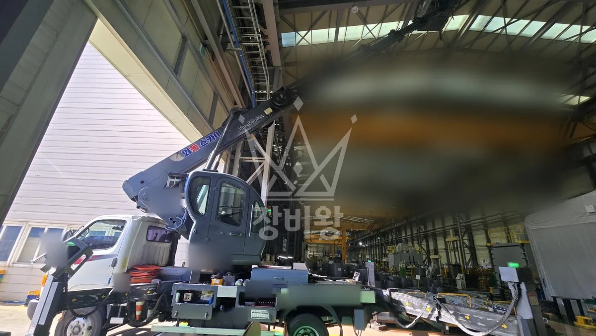 경북 포항시북구 스카이차 간판 작업 현장