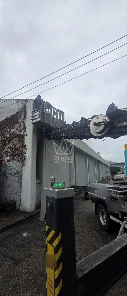 경기 안양시 스카이차 철골 작업 현장