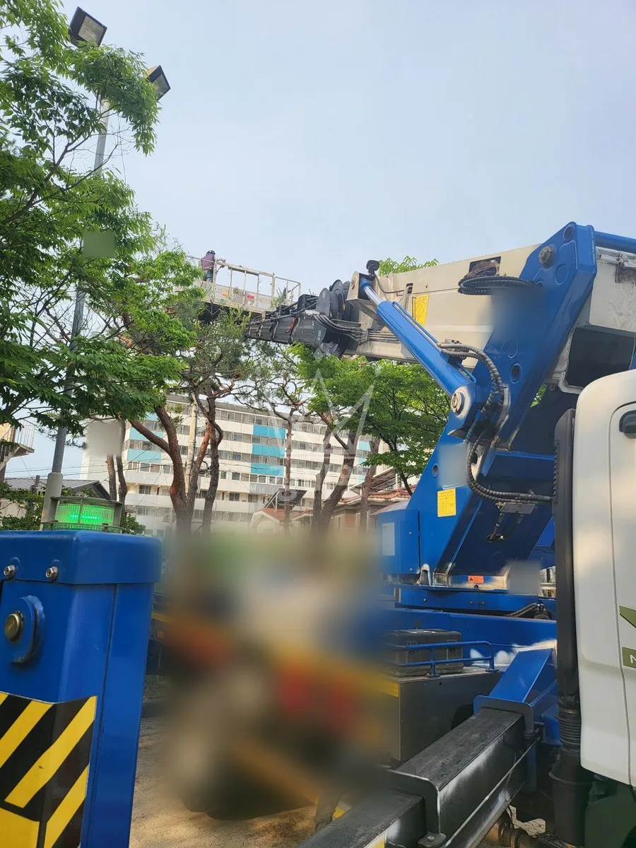 대전 대덕구 부수동 스카이차 간판 작업 현장