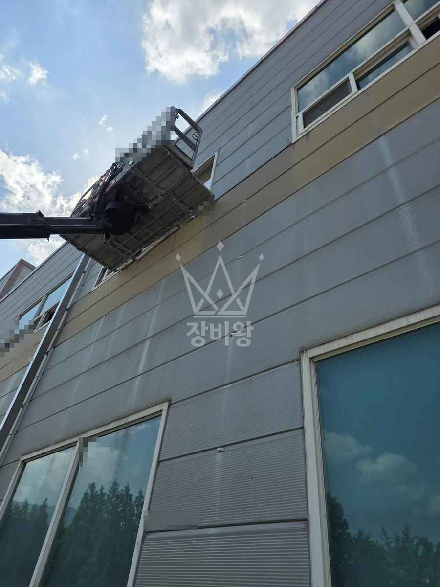 울산 스카이차 철골 작업 현장