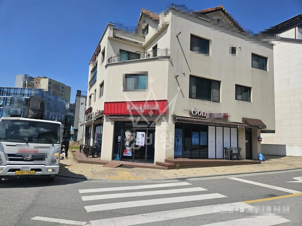 강원 정선군 스카이차 수목 관리 작업 현장