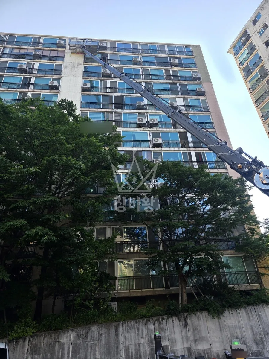 서울 동대문구 스카이차 외벽 작업 작업 현장