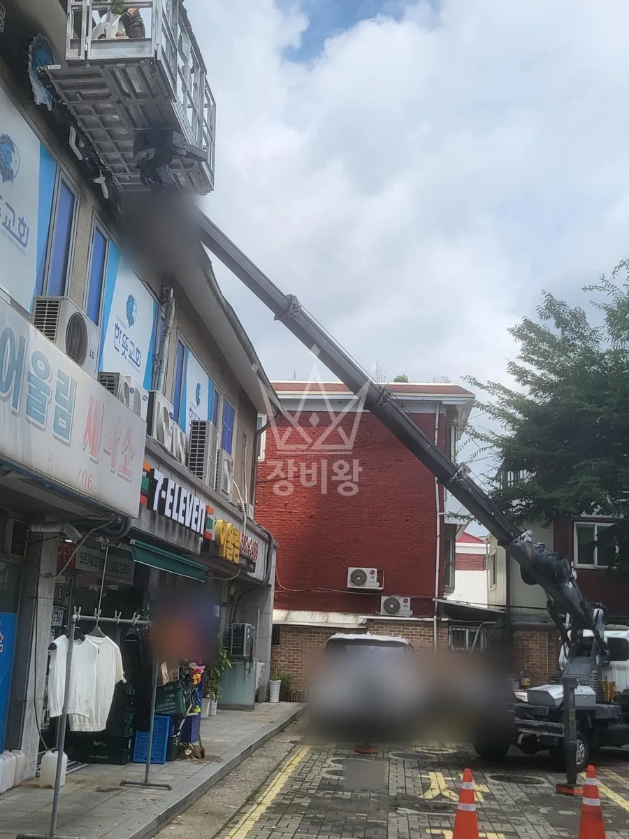 인천 서해구 스카이차 철골 작업 현장